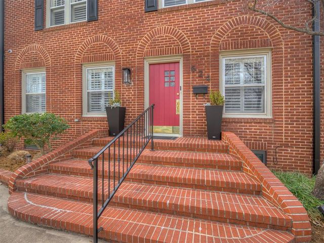 624 S Flood Avenue, Norman, OK 73069