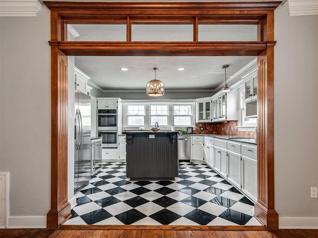 624 S Flood Avenue, Norman, OK 73069