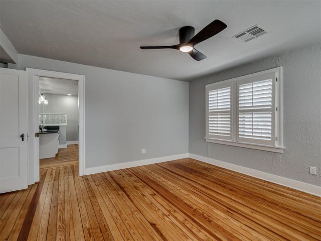 624 S Flood Avenue, Norman, OK 73069