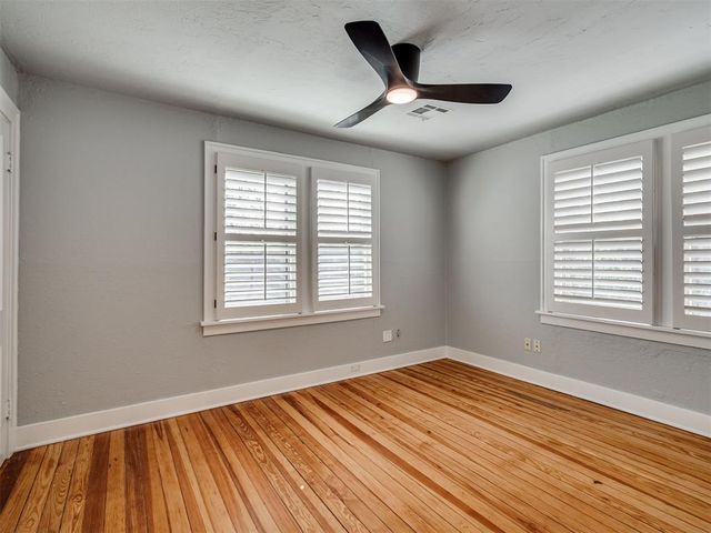 624 S Flood Avenue, Norman, OK 73069