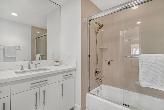 220 Celestial Way 6, Juno Beach, FL 33408