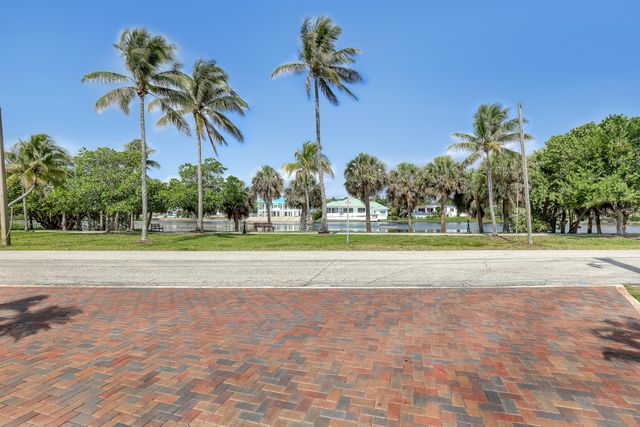 220 Celestial Way 6, Juno Beach, FL 33408