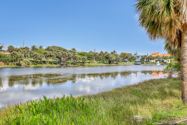 220 Celestial Way 6, Juno Beach, FL 33408
