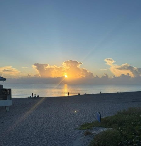 220 Celestial Way 6, Juno Beach, FL 33408