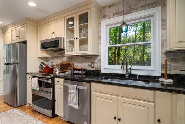 2627 Starfish Drive, Johns Island, SC 29455