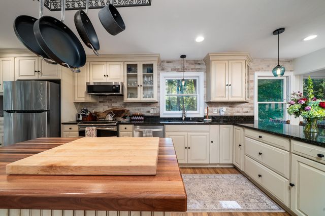 2627 Starfish Drive, Johns Island, SC 29455