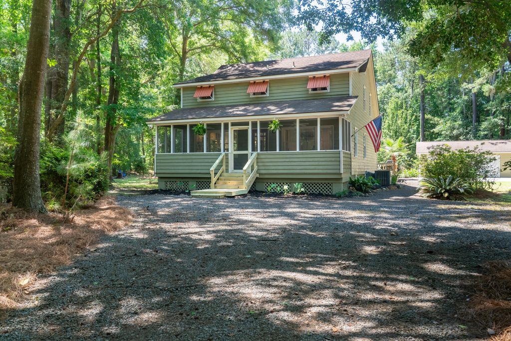 2627 Starfish Drive, Johns Island, SC 29455