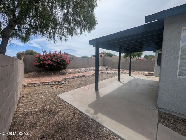 7835 S Lennox Lane, Tucson, AZ 85747