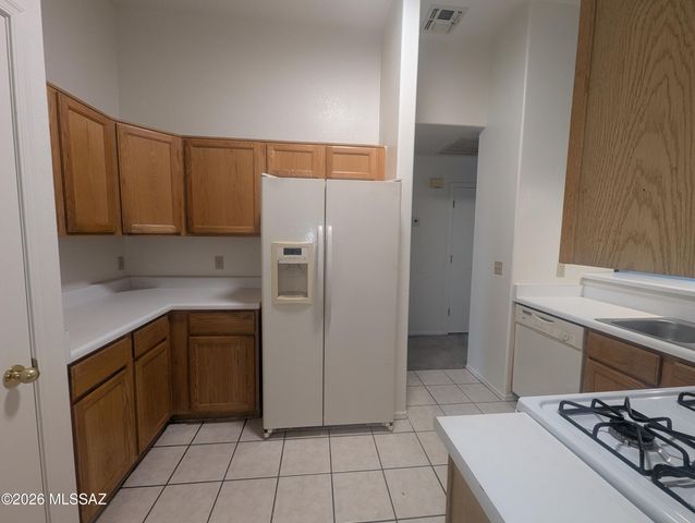 7835 S Lennox Lane, Tucson, AZ 85747