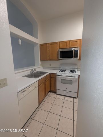 7835 S Lennox Lane, Tucson, AZ 85747