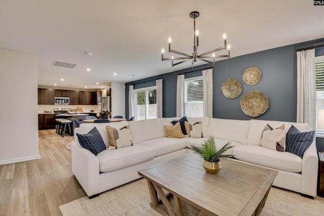 194 Kingfield Drive, Hopkins, SC 29061