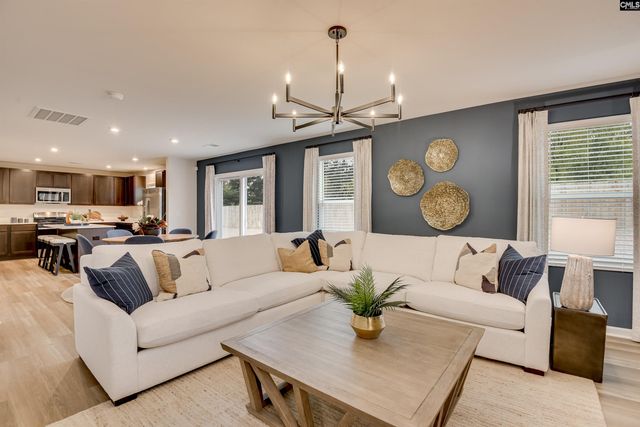 194 Kingfield Drive, Hopkins, SC 29061