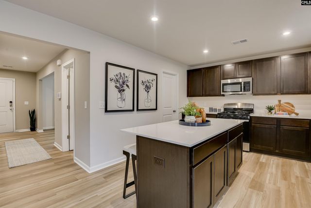 194 Kingfield Drive, Hopkins, SC 29061