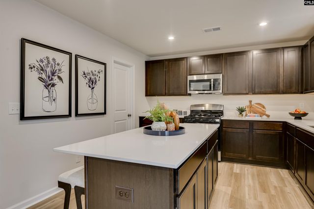 194 Kingfield Drive, Hopkins, SC 29061