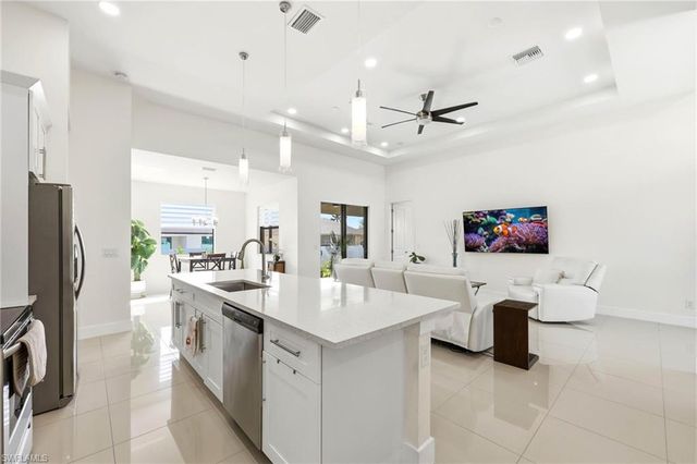 1429 NE 6th AVE, Cape Coral, FL 33909