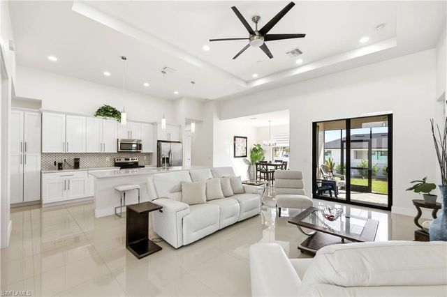 1429 NE 6th AVE, Cape Coral, FL 33909