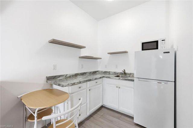 1429 NE 6th AVE, Cape Coral, FL 33909