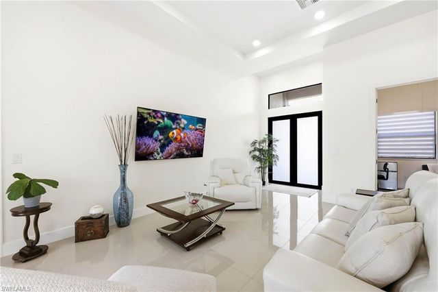 1429 NE 6th AVE, Cape Coral, FL 33909