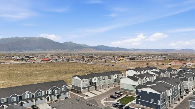 3965 N AGGIE DR, Eagle Mountain, UT 84005