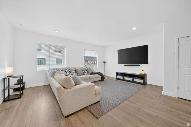 3965 N AGGIE DR, Eagle Mountain, UT 84005