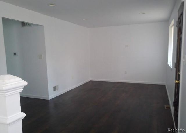 23801 Winifred Avenue, Warren, MI 48091