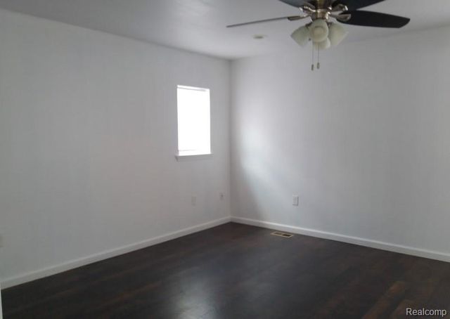 23801 Winifred Avenue, Warren, MI 48091