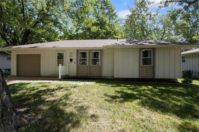13421 Lowell Avenue, Grandview, MO 64030