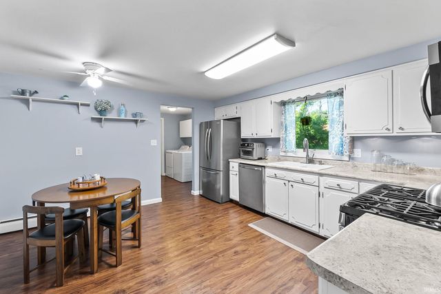 4032 Hedwig Drive, Fort Wayne, IN 46815
