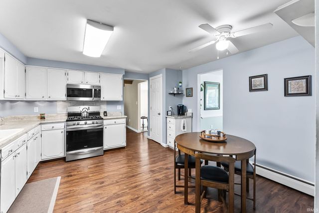 4032 Hedwig Drive, Fort Wayne, IN 46815