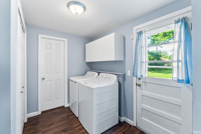 4032 Hedwig Drive, Fort Wayne, IN 46815