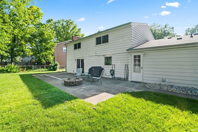 4032 Hedwig Drive, Fort Wayne, IN 46815