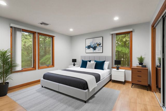 1 Savel Ln, Sharon, MA 02067
