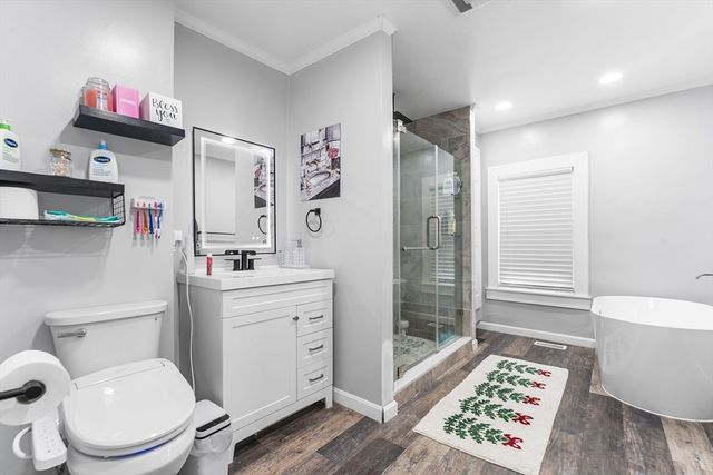 74 Leonard St, Boston, MA 02122