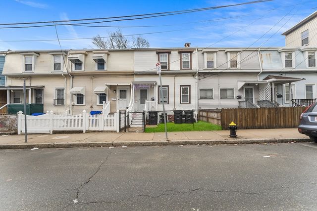 74 Leonard St, Boston, MA 02122