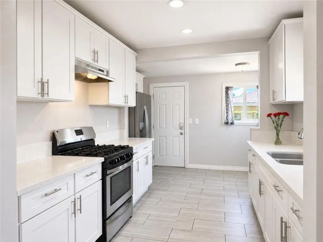 8201 Madrona, Fontana, CA 92335