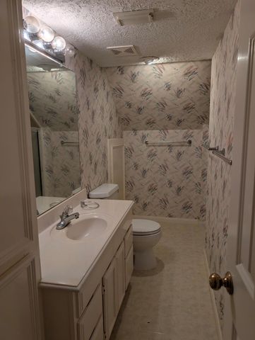 14407 Shannon Ridge Road, Houston, TX 77062