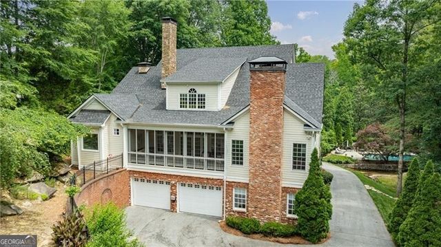 510 Londonberry Road, Atlanta, GA 30327