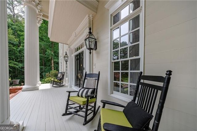 510 Londonberry Road, Atlanta, GA 30327