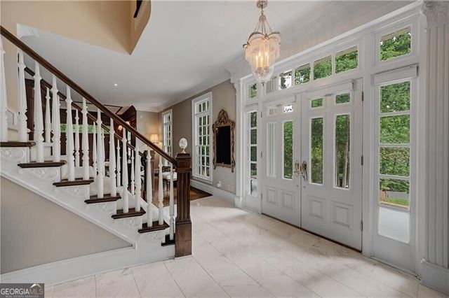 510 Londonberry Road, Atlanta, GA 30327