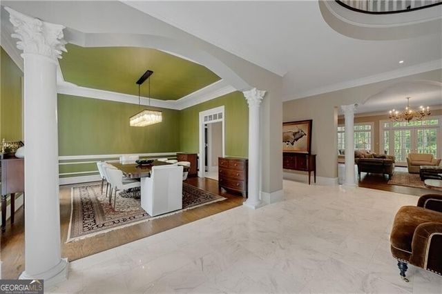 510 Londonberry Road, Atlanta, GA 30327