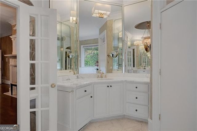 510 Londonberry Road, Atlanta, GA 30327