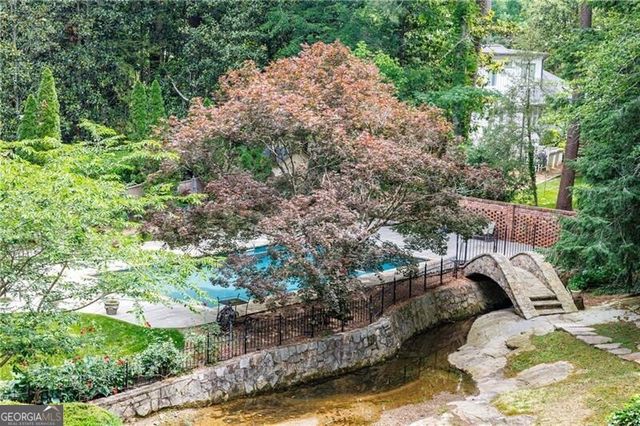 510 Londonberry Road, Atlanta, GA 30327