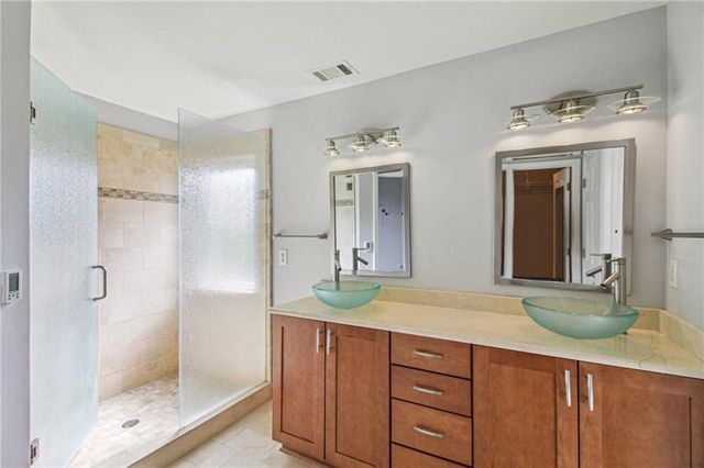 2979 Rosebrook Drive, Decatur, GA 30033