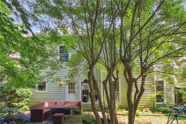 2979 Rosebrook Drive, Decatur, GA 30033