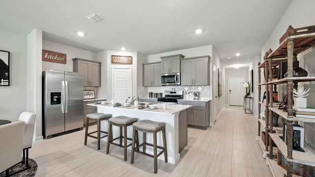 1221 TREEHOUSE Lane, Decatur, TX 76234