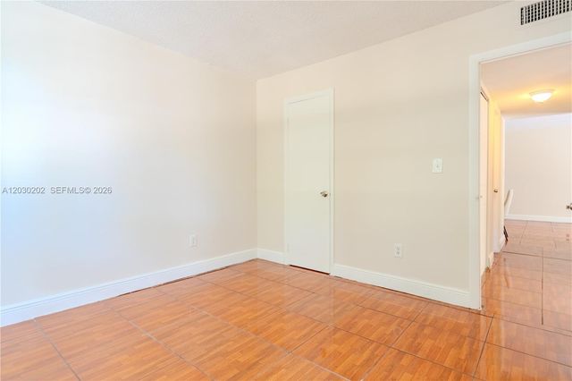 482 NW 165th St Rd A-201, Miami, FL 33169