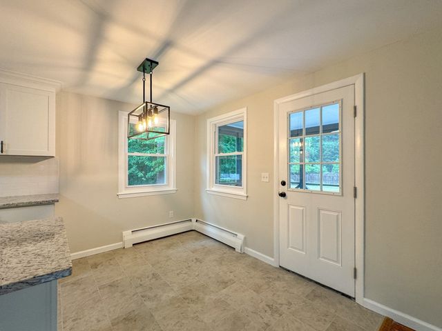 13 Center St, Medway, MA 02053
