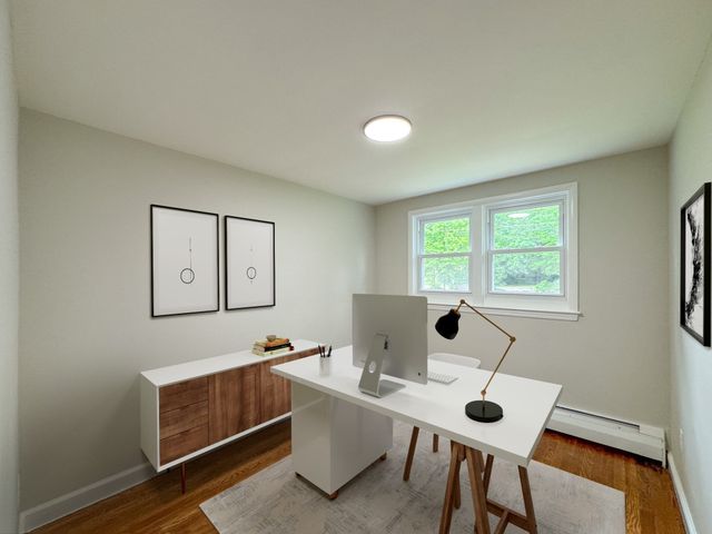 13 Center St, Medway, MA 02053