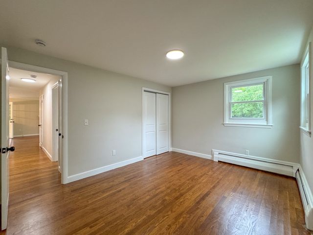 13 Center St, Medway, MA 02053