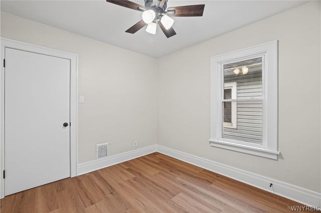 249 77th Street, Niagara Falls, NY 14304
